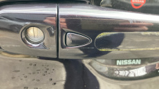 Nissan Qashqai 1.3 DiG-T N-Connecta 5dr Petrol Hatchback